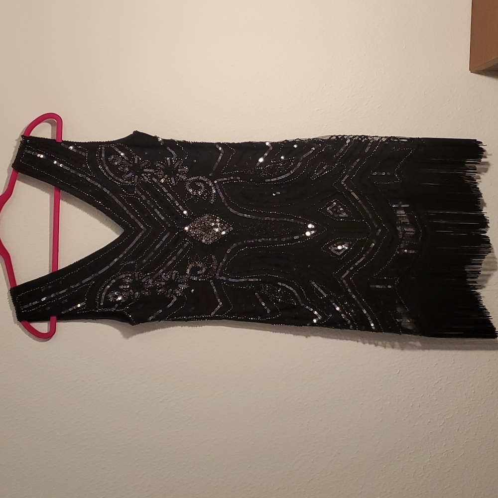 Unique sequins black dress